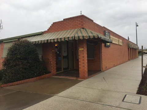 Wedderburn Goldseeker Motel - QLD Tourism 1
