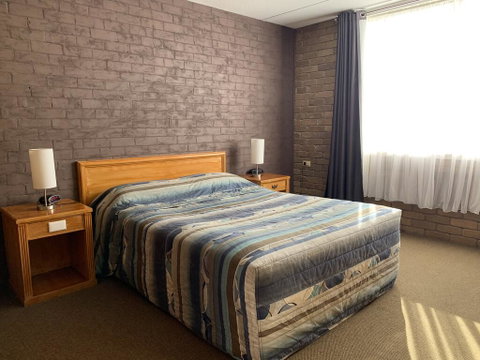 Wedderburn Goldseeker Motel - QLD Tourism 2