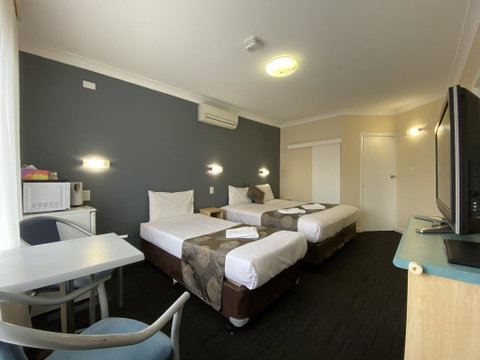 Welcome Inn 277 - QLD Tourism 1