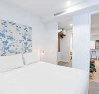 West End Executive Suite on the Brisbane River. - QLD Tourism