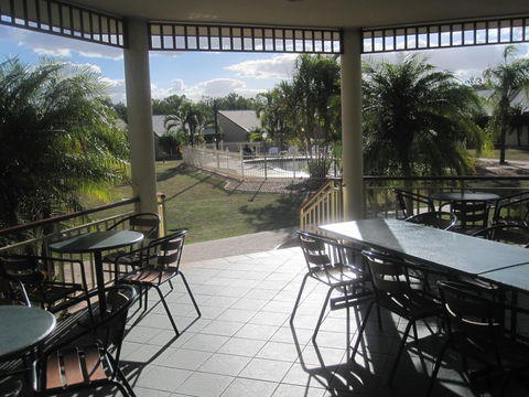 Western Heritage Motor Inn - QLD Tourism 3