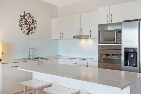 Wharf Apartment Unit 15 - QLD Tourism 1