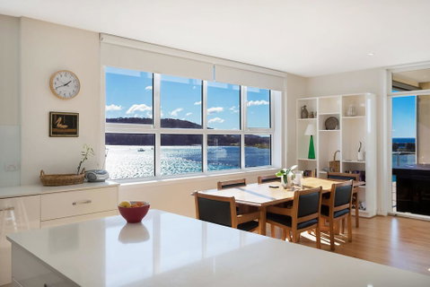 Wharf Apartment Unit 7 - QLD Tourism 2