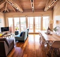 WHARF COTTAGE - QLD Tourism