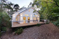 Book Wentworth Falls Accommodation Vacations QLD Tourism QLD Tourism