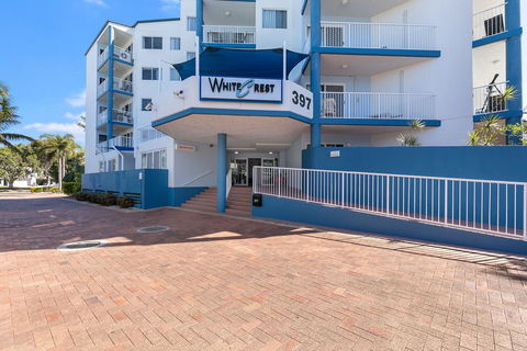White Crest Luxury Apartments - Queensland Tourism 2