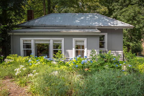 White Gates - QLD Tourism 2