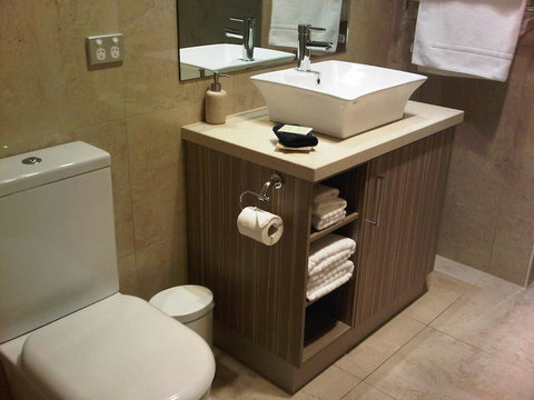 Wild Cattle Creek Estate - QLD Tourism 1