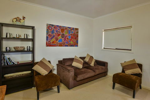 William Creek Camp Ground & Units - QLD Tourism 2