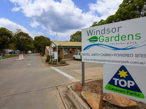Windsor Gardens Caravan Park - QLD Tourism 1