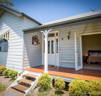 Wine Country Cottage located right at the Hunter Valley gateway close to everything - QLD Tourism