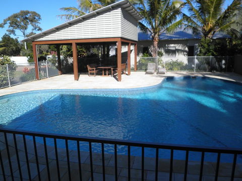 Woodgate Beach Houses - Queensland Tourism 0