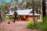 Woodstone Grass Tree Cottage