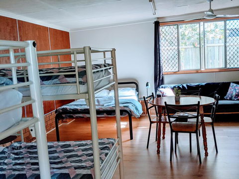 Woolshed Eco Lodge - Queensland Tourism 3