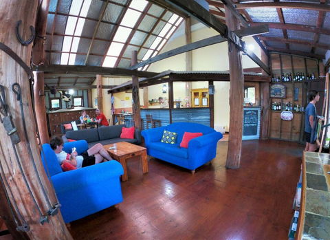 Woolshed Eco Lodge - Queensland Tourism 0