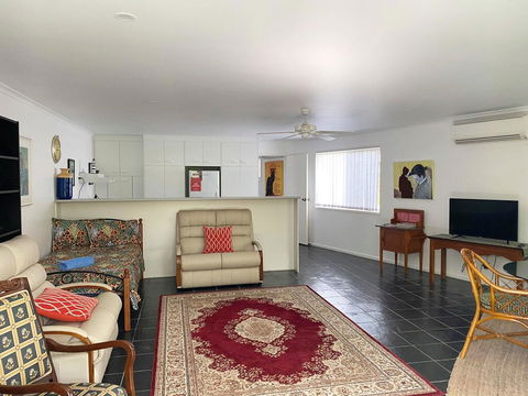 Woorim Secluded Palms Villa - QLD Tourism 1