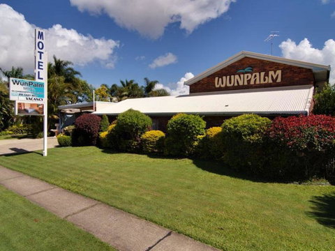 Wunpalm Motel & Holiday Cabins - QLD Tourism 1