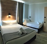Yamba Central Hotel and Backpackers - QLD Tourism