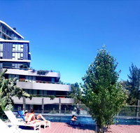 Yarra River Luxury 1BD Apartment - QLD Tourism