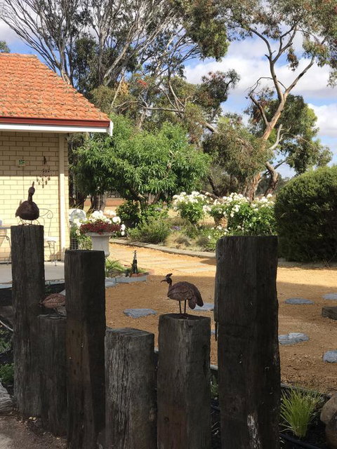 Yellow Gum Bed And Breakfast - QLD Tourism 2