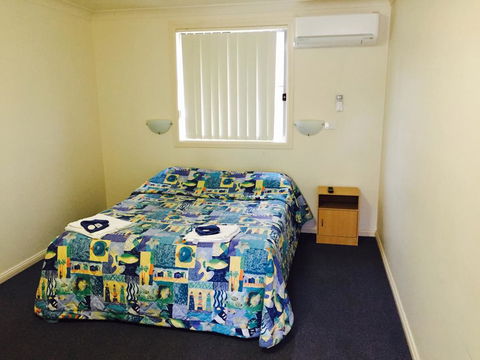 Yetholme Motor Inn - Queensland Tourism 1
