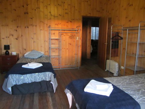 Yoga Retreat - QLD Tourism 2