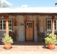 York Cottages and Burnley House - QLD Tourism