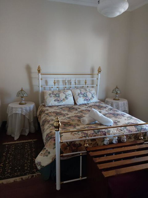 York Cottages And Burnley House - QLD Tourism 1