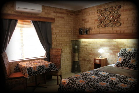 York's Boutique Motel - QLD Tourism 2