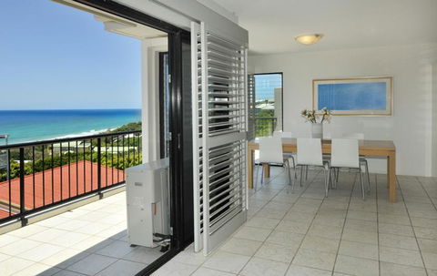 Your Home From Home With Ocean Views - QLD Tourism 2