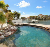 Yulunga 20 - 4 BDRM Canal Home with Pool