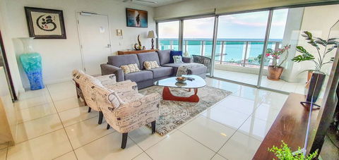 ZEN BY THE WATER - Darwin Premier Retreat - QLD Tourism 0