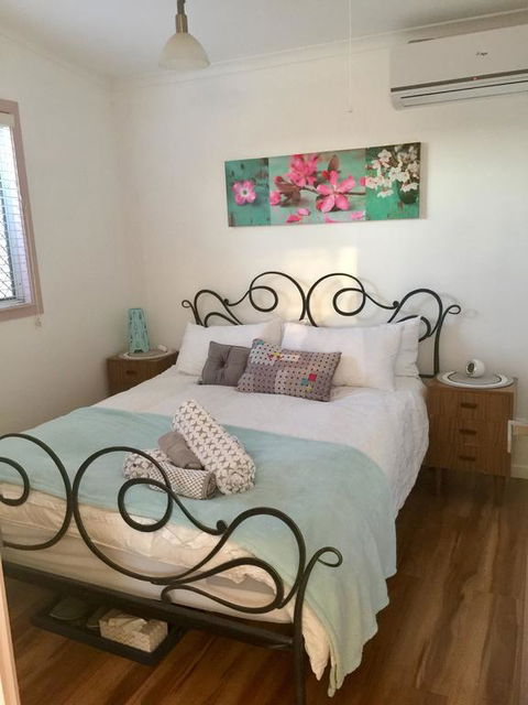 Zen Escape Guest House - QLD Tourism 3