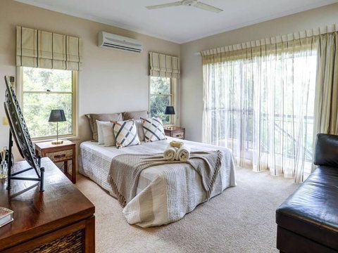 *Casa Al Lago* - QLD Tourism 2