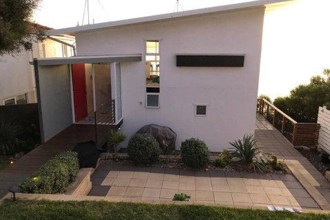 *Newly Listed* Couples Clifftop Retreat - QLD Tourism 3