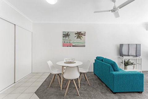 Zenith Unit 7 - Shoal Bay - QLD Tourism 3
