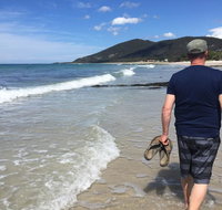Rose Cottage sisters beach accommodation - QLD Tourism