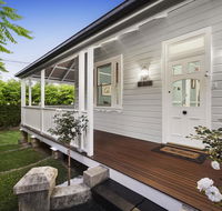 Tara-Lee - Queensland Tourism