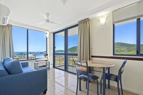 AirliediseNO Hills5min Walk 2 Port Of Airlie/Ferry TerminalWiFiNetflix - Queensland Tourism 0
