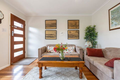Spacious Bungalow5min Walk To Station5min To Box HillWiFiParking - Queensland Tourism 0