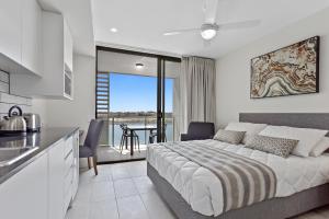Direct Hotels - North Shore Kawana - QLD Tourism 5