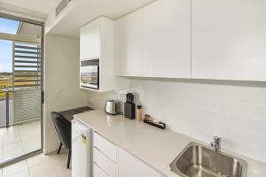 Direct Hotels - North Shore Kawana - QLD Tourism 6