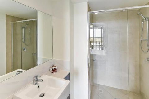 Direct Hotels - North Shore Kawana - QLD Tourism 2