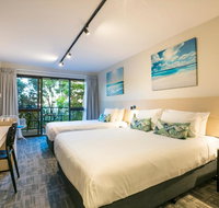 Nightcap at Kawana Waters Hotel - QLD Tourism