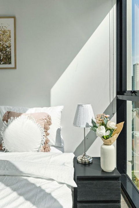 A 2BR Apt Near Melbourne Central Amazing Views - QLD Tourism 3