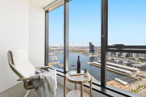 A 2BR Apt With Amazing Harbor Views FREE Parking - QLD Tourism 0