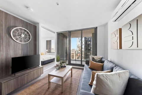 A 2BR Apt With City Views Next To Southern Cross - QLD Tourism 1