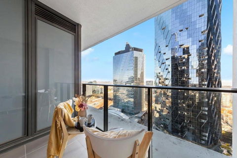 A 2BR Apt With City Views Next To Southern Cross - QLD Tourism 2