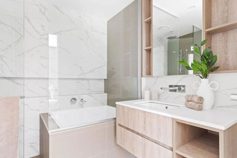 A 2BR Apt With Stunning City Views FREE Parking - QLD Tourism 4