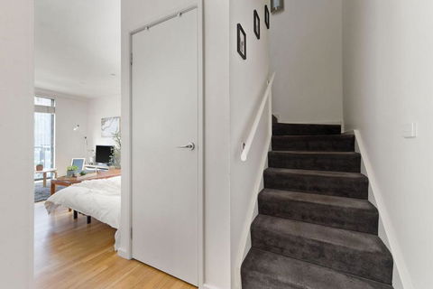 A 2BR Loft Near Melbourne Central FREE Parking - QLD Tourism 3